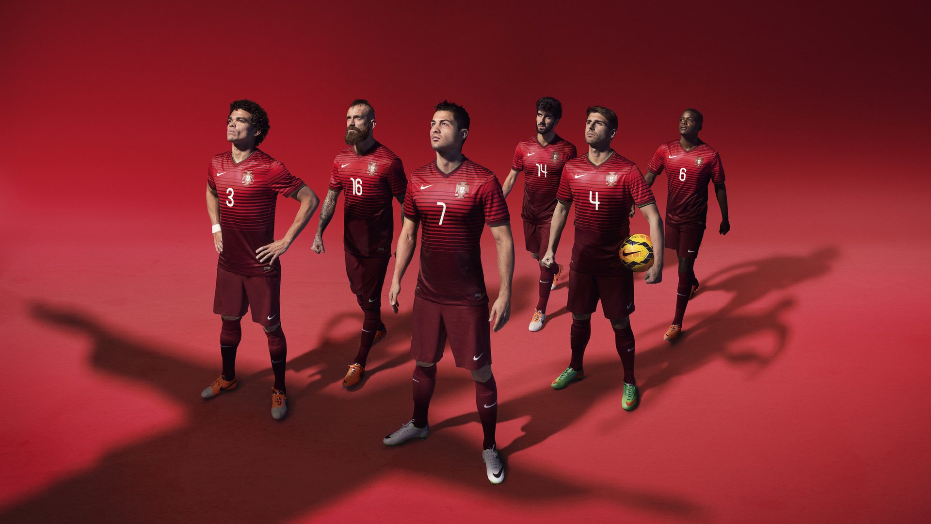 欧冠赛季：所有正赛共诞生15个直接任意球破门 比上季略有回升